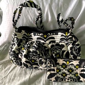 RETIRED Vera Bradley “Frannie” Bag with Matching ID Zip in Pattern “Fanfare”